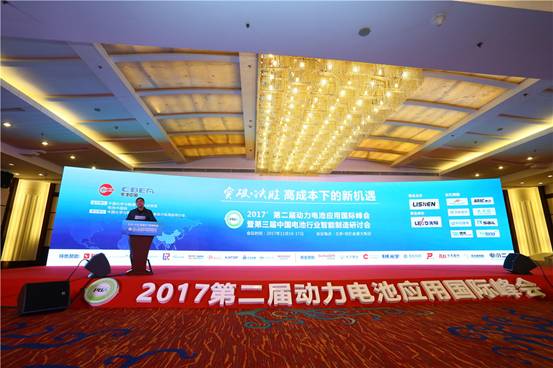 ���_����